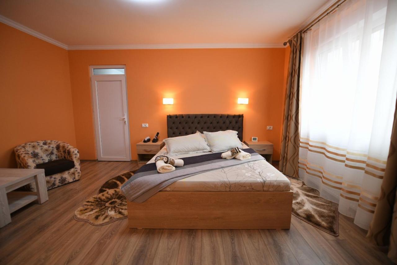 Apartament Trident Haţeg 외부 사진